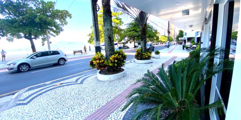 Apartamento pé na areia