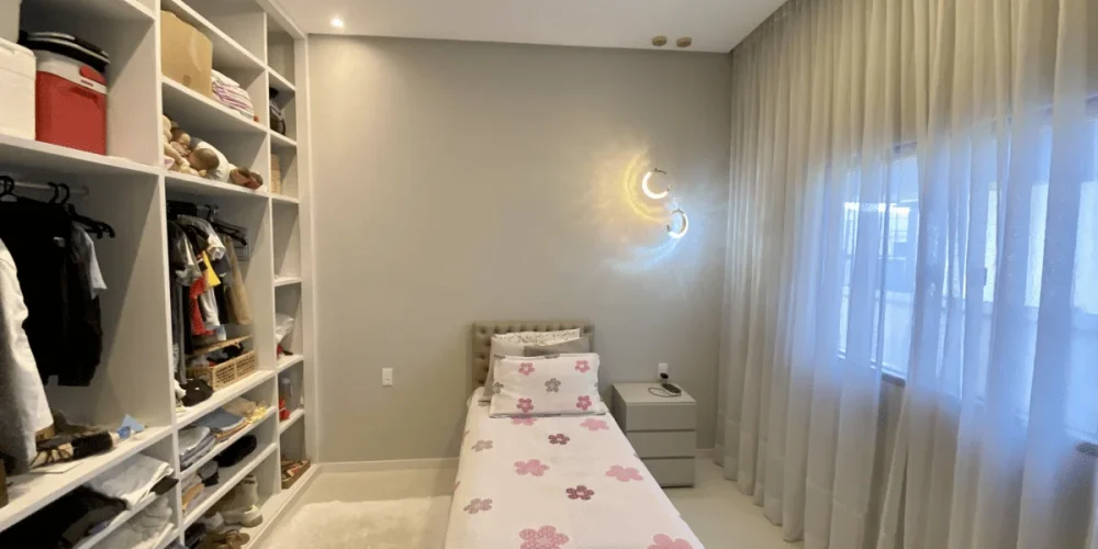 Casa Alto Padrão à Venda no Condomínio Caledônia – Camboriú/SC