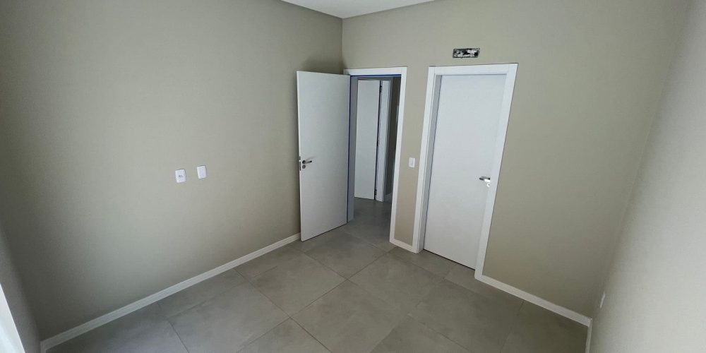 fd89bfb1-fdc7-487f-9406-2bf2c9d6e06f (1)